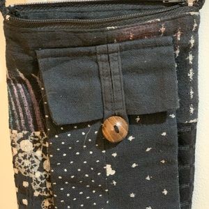 Artistic minimalist black cloth bag